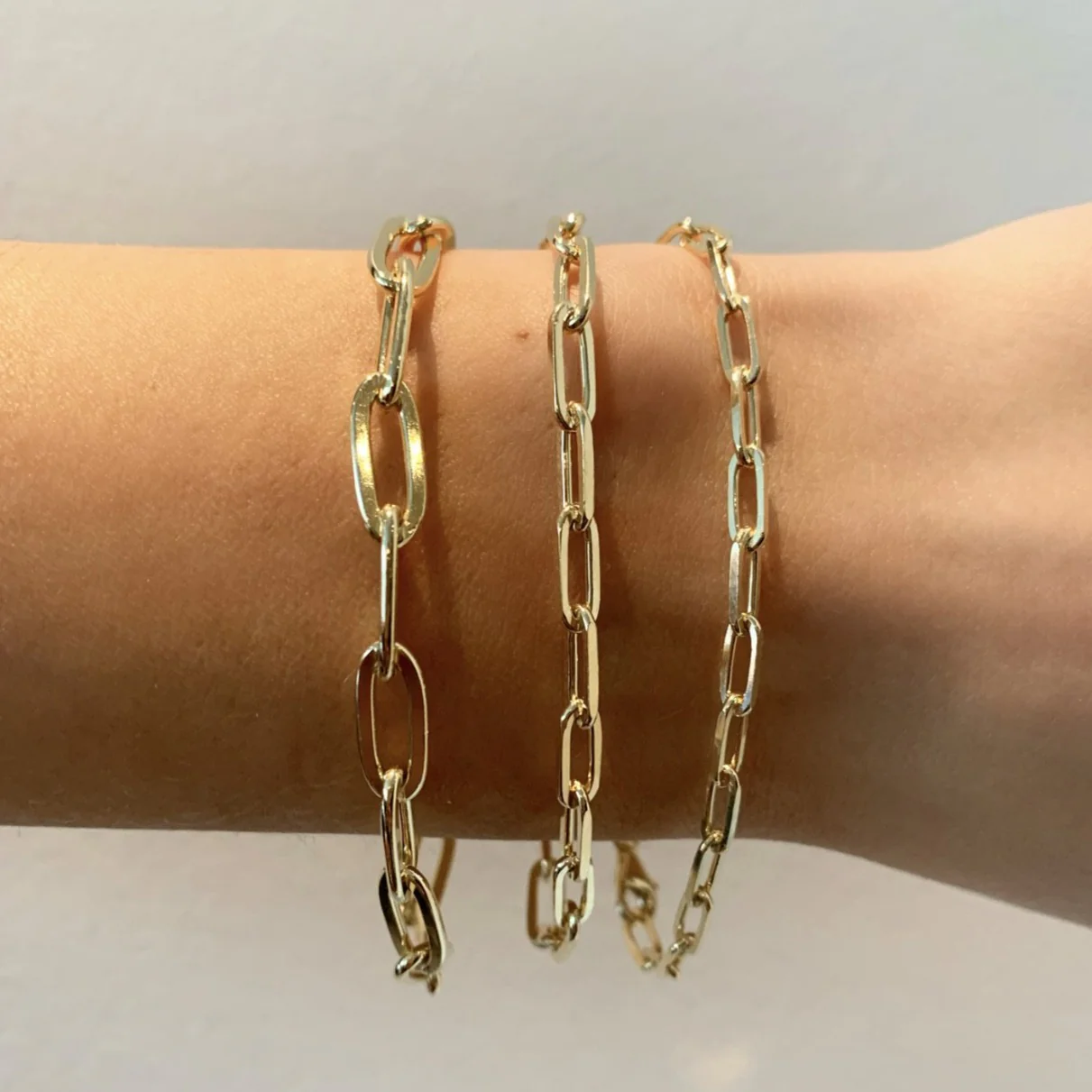 THE MEDIUM PAPERCLIP BRACELET - Image 4